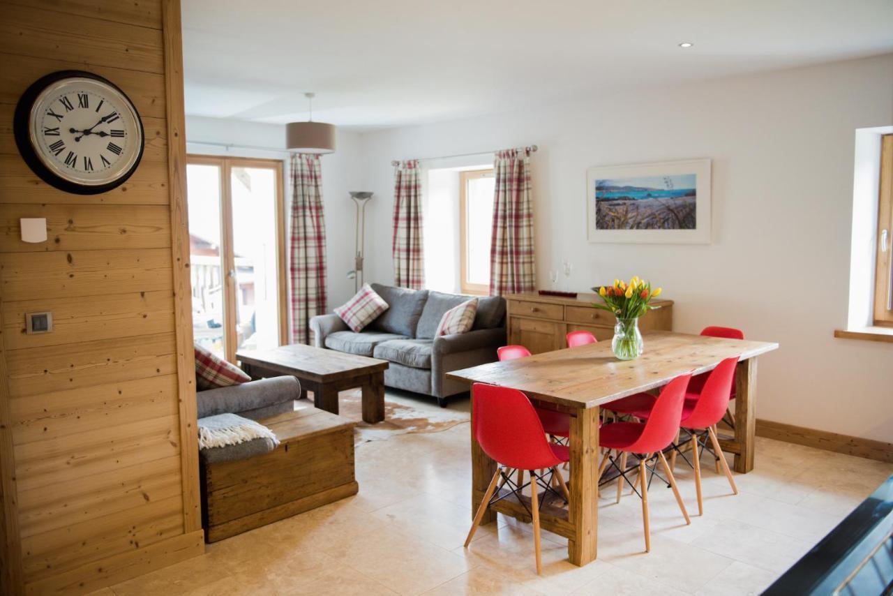 'Petite Ferme Les Bouts' Apartment, Sleeps 6, Nr Morzine La Cote d'Arbroz Kültér fotó